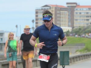 Jaco running during the Ironman 70.3 South Africa in East London in 2020